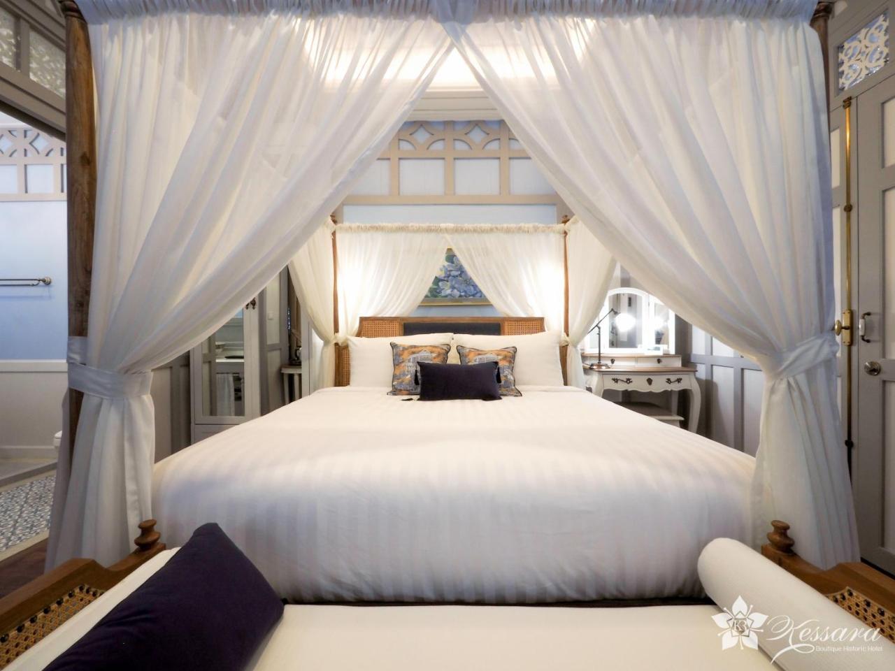 Kessara Hotel Bangkok Buitenkant foto